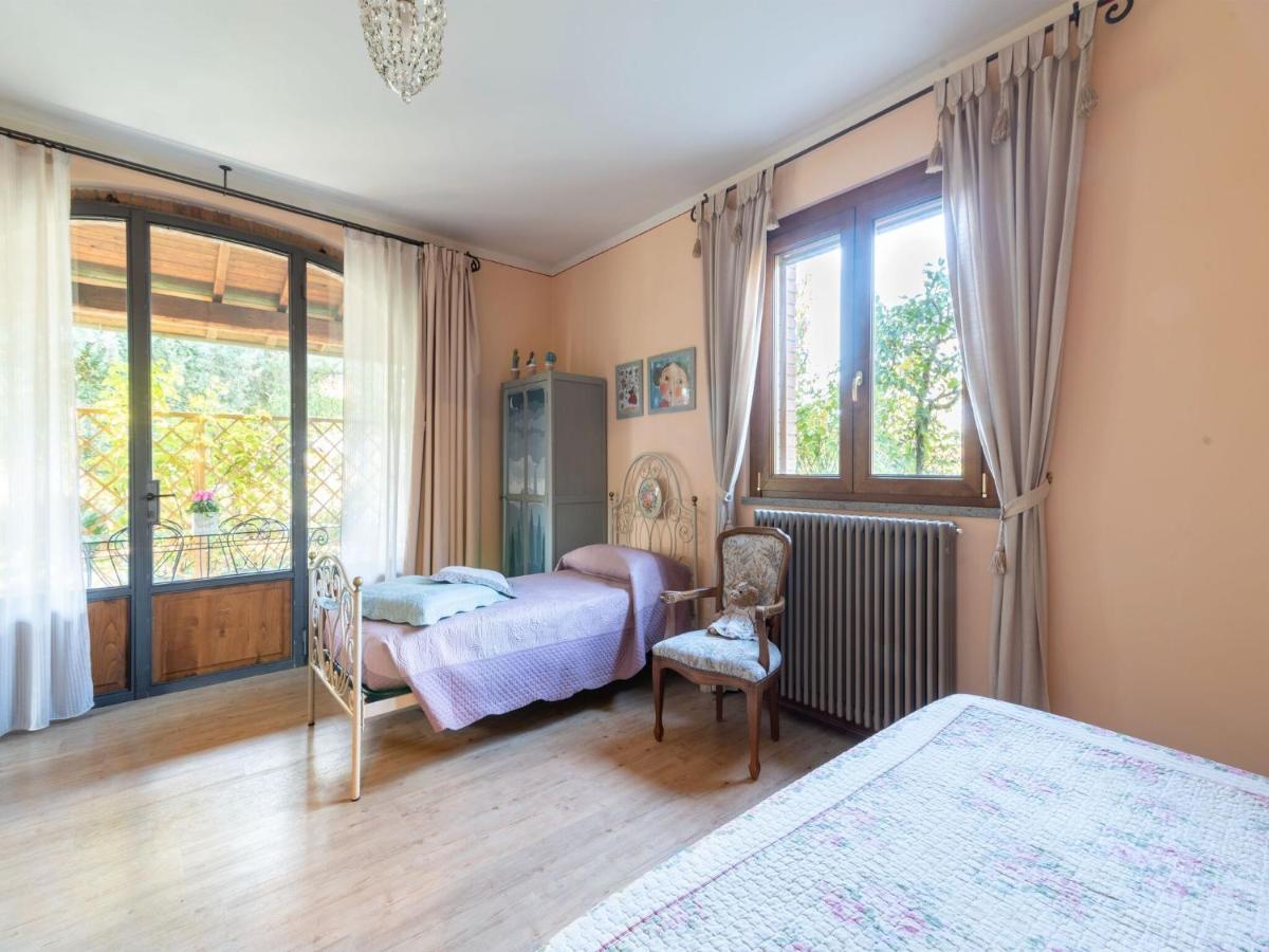 Belvilla By Oyo Il Leccio E Le Rose Арецо Екстериор снимка